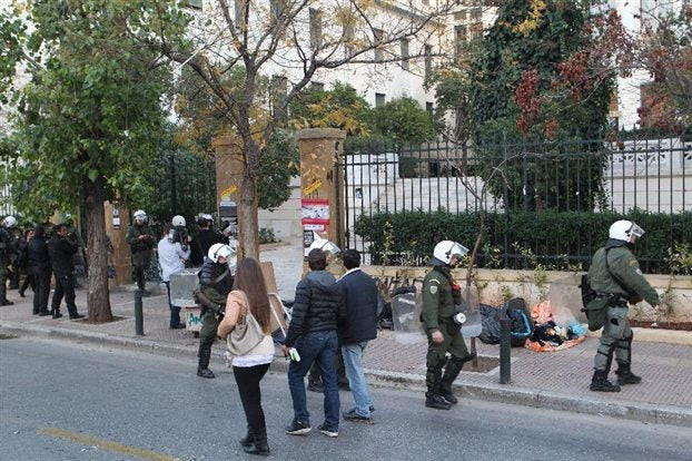 Φοιτητής ΑμεΑ που ξυλοκοπήθηκε: «Στην ΑΣΟΕΕ επικρατεί ομερτά κρυφού σχολειού» (βίντεο)